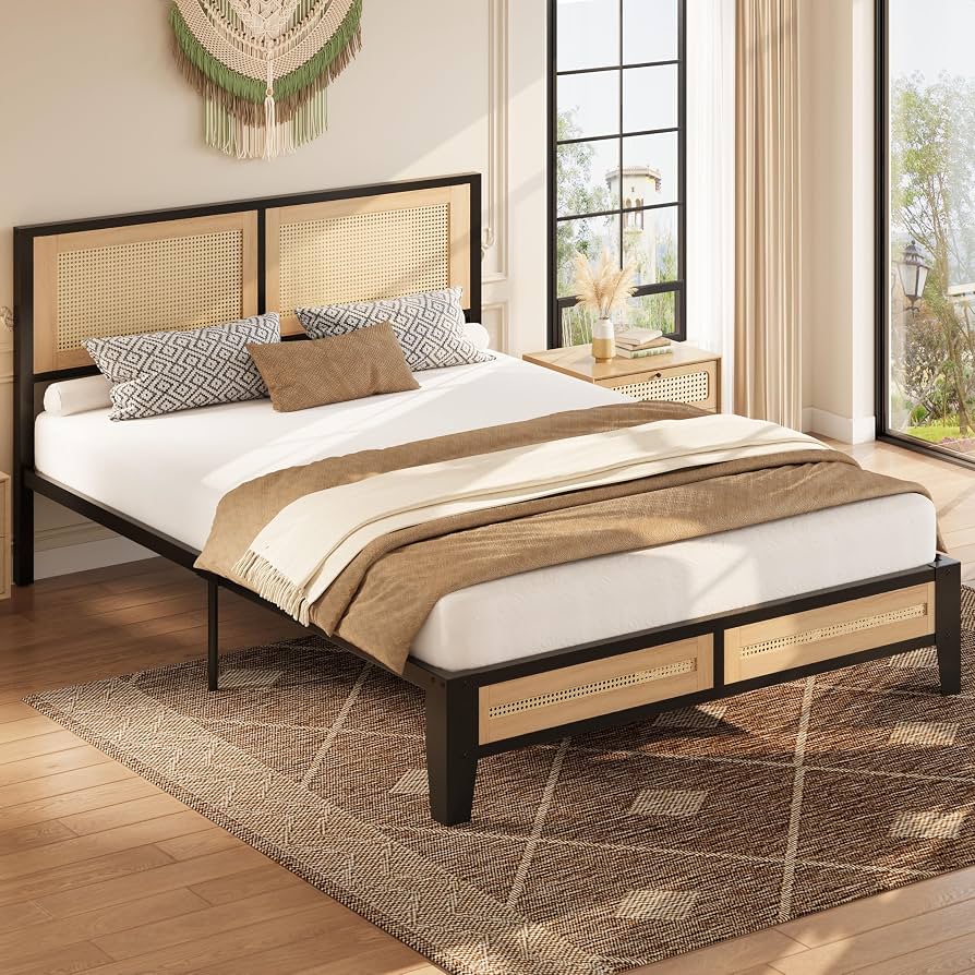 Base de cama tapizada con plataforma, cabecero acolchado y almacenaje bajo la cama