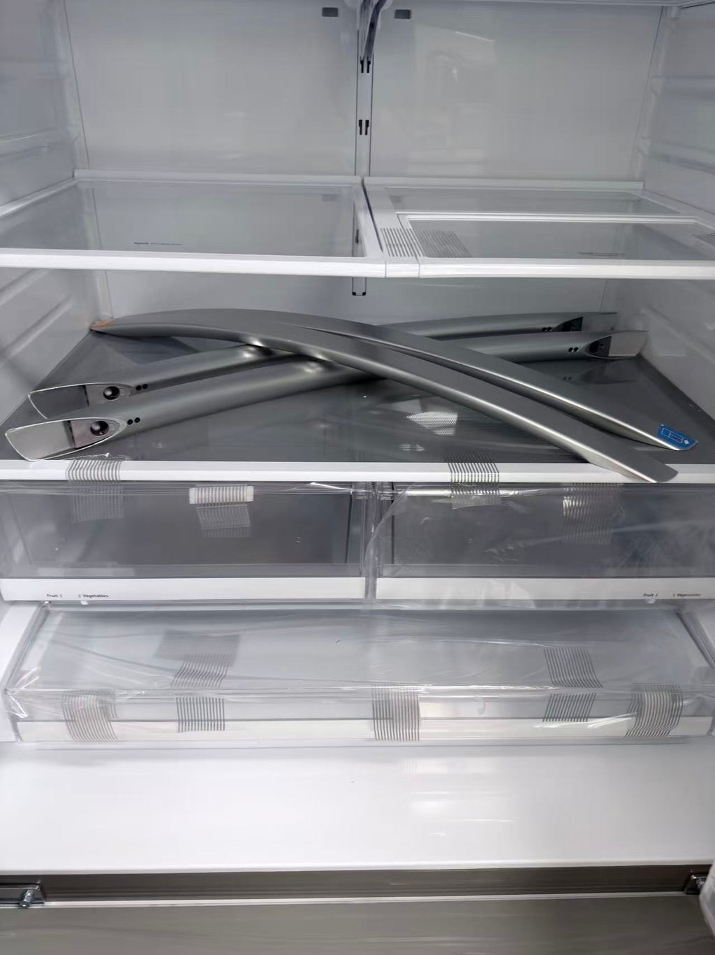 LG 28 cu. ft. 4-Door French Door Refrigerator – LMXS28626S