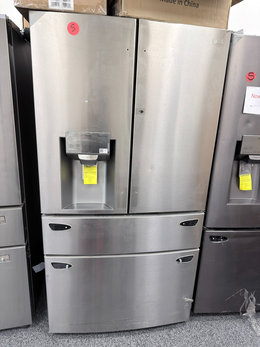 LG 30 cu. ft. 4-Door French Door Refrigerator - LRMDS3006S
