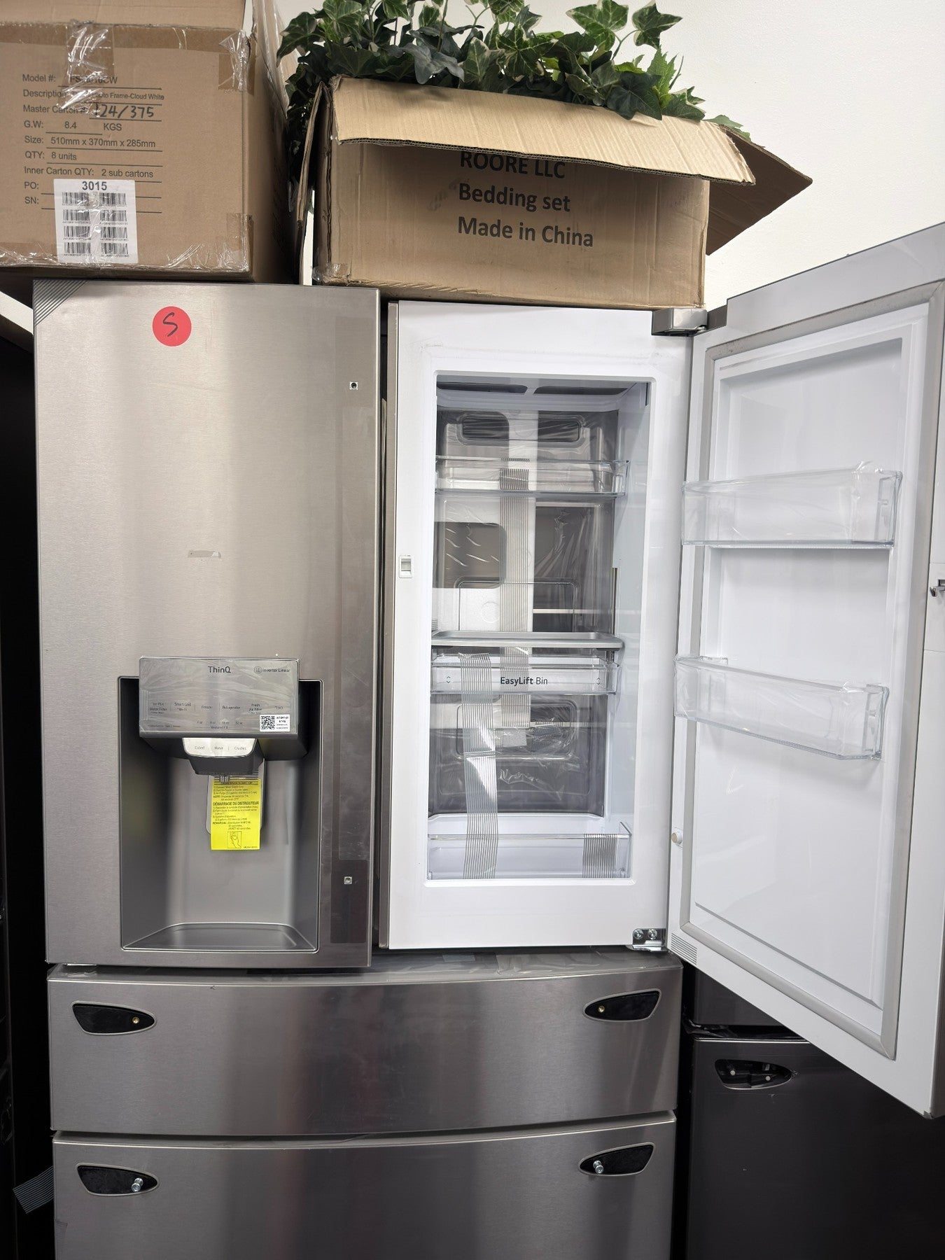 LG 30 cu. ft. 4-Door French Door Refrigerator - LRMDS3006S
